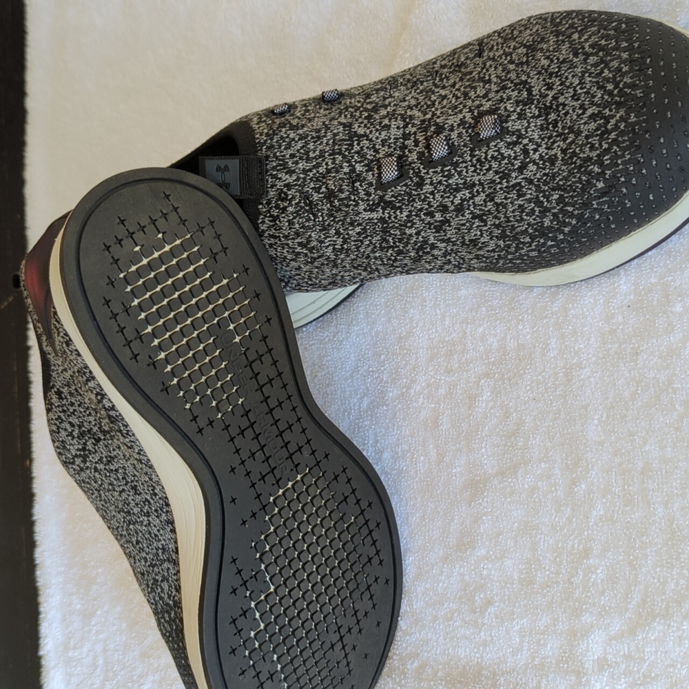 Under Armour Tennis shoes